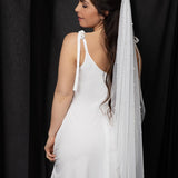 LOVE LANE LONDON Scattered Pearl Fingertip Veil